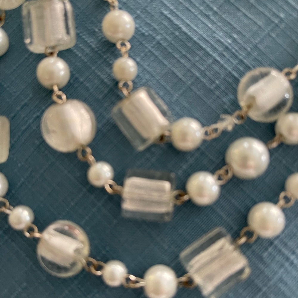 White & clear necklace